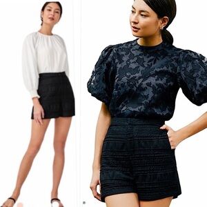 NWT Love Bonito Julie Textured Black Shorts Size. 4